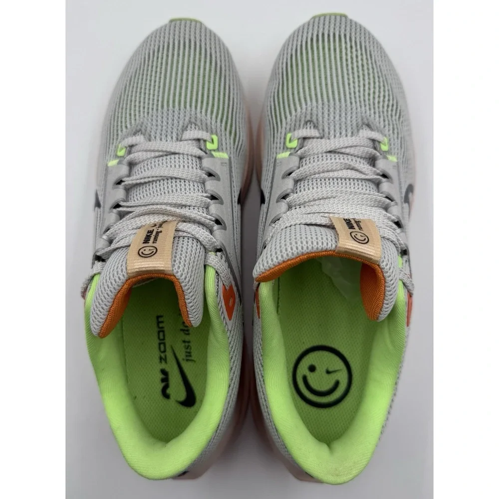 Nike Zoom Pegasus 40 DV3854-006‎ Women SZ 8.5 Running Shoes Photon Dust/Obsidian